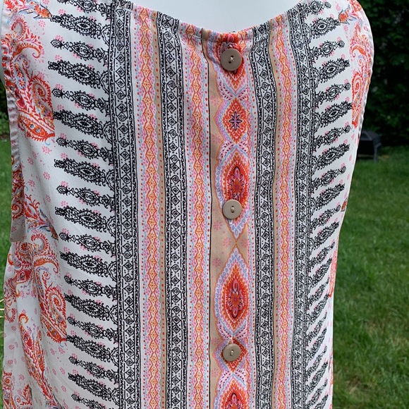 Kenar | Blouse with buttoned back - Picture 5 of 7